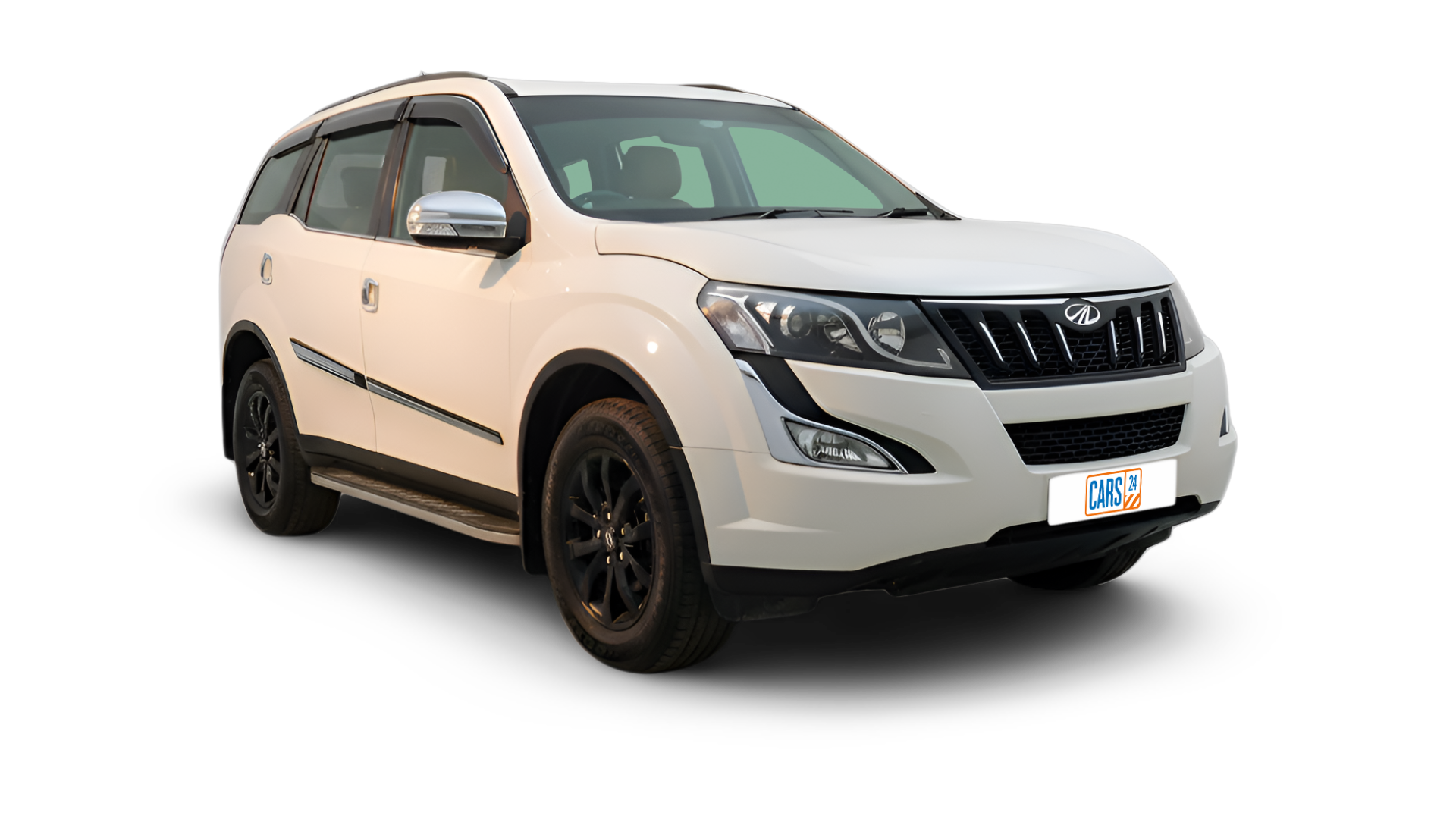 Mahindra XUV500-img